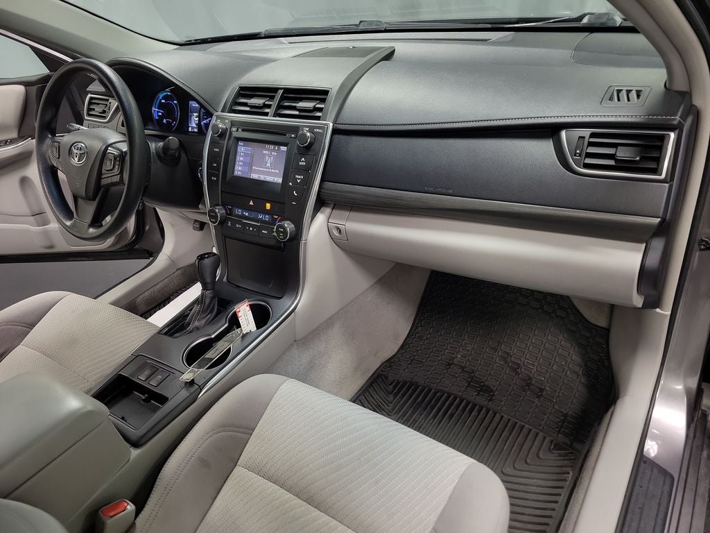 2017 Toyota Camry Hybrid LE