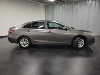 2017 Toyota Camry Hybrid LE