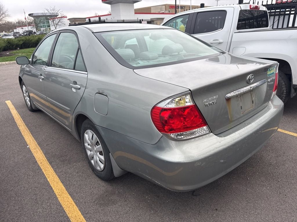 2005 Toyota Camry LE
