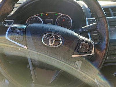2016 Toyota Camry SE