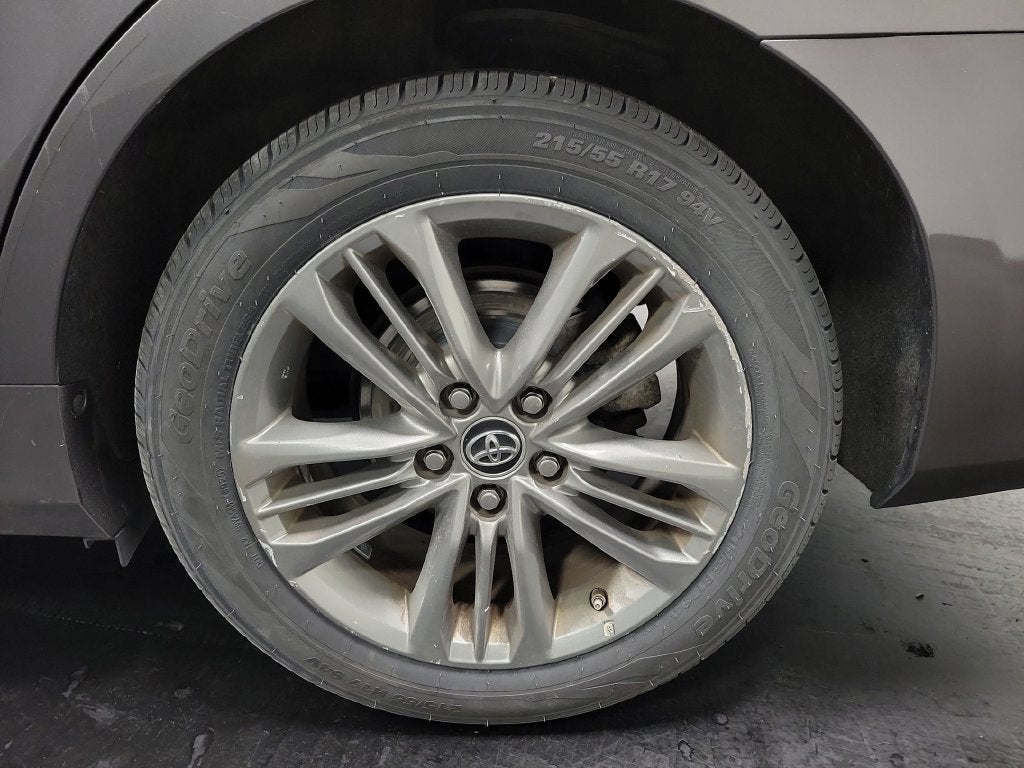 2016 Toyota Camry SE