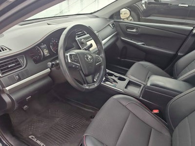 2016 Toyota Camry SE