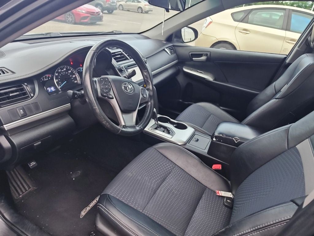 2014 Toyota Camry SE