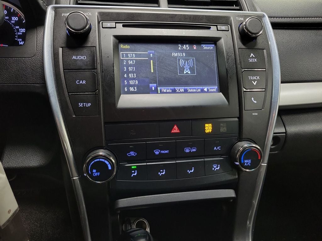 2015 Toyota Camry SE