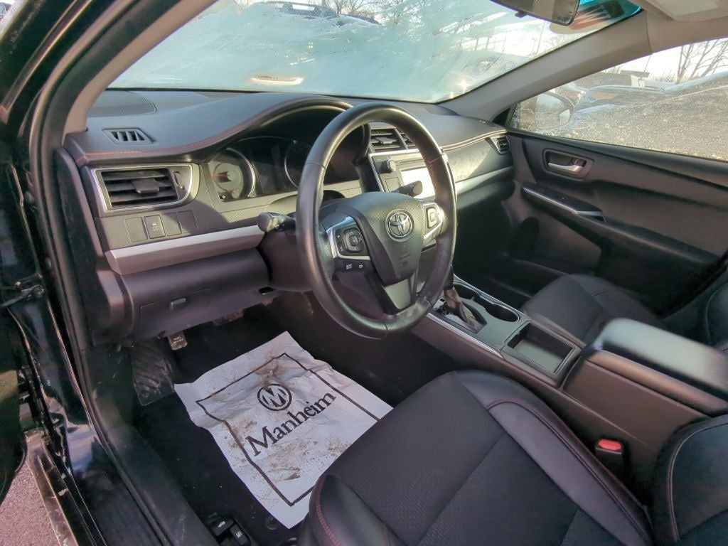 2017 Toyota Camry SE