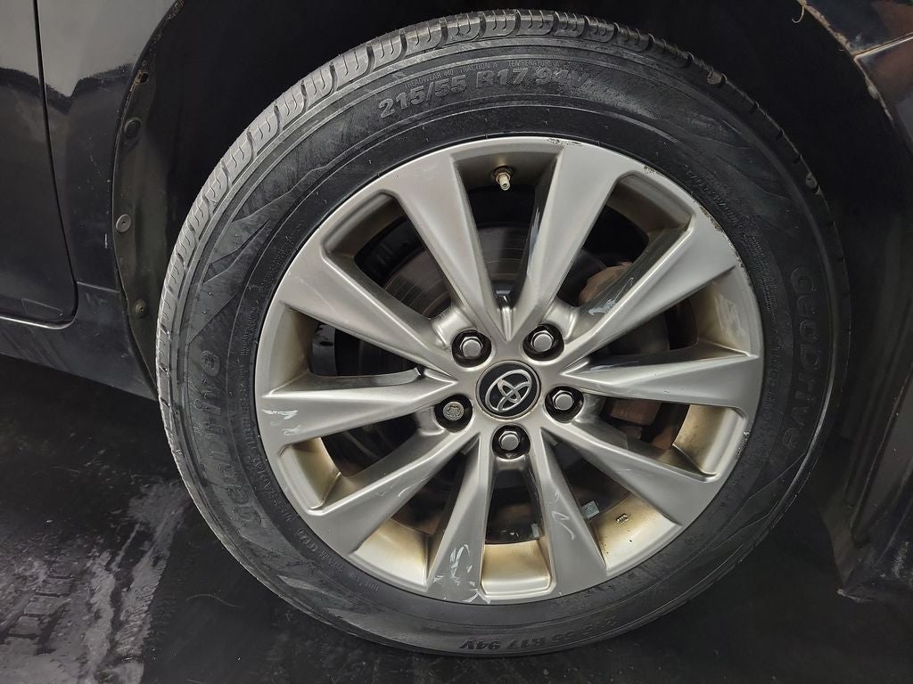 2017 Toyota Camry XLE