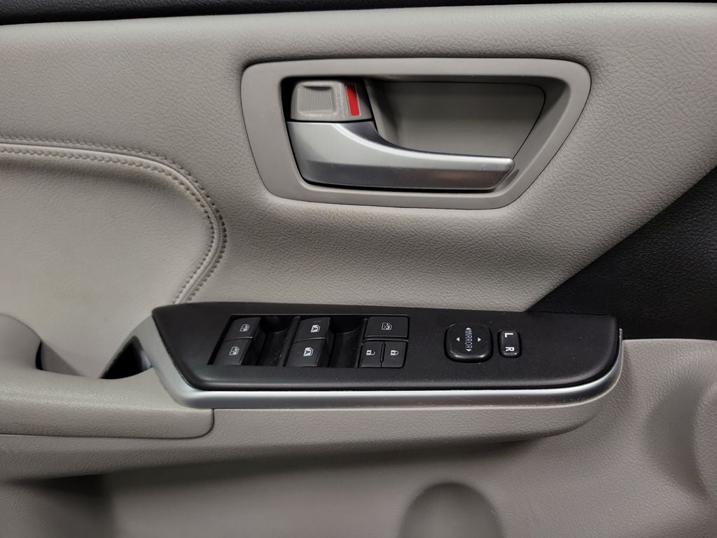 2017 Toyota Camry XLE