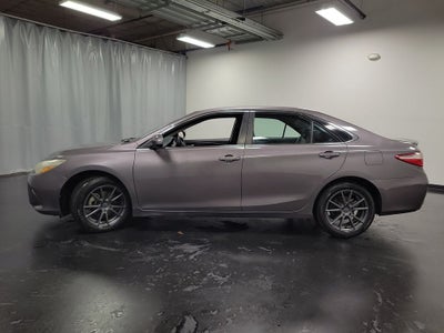 2016 Toyota Camry SE