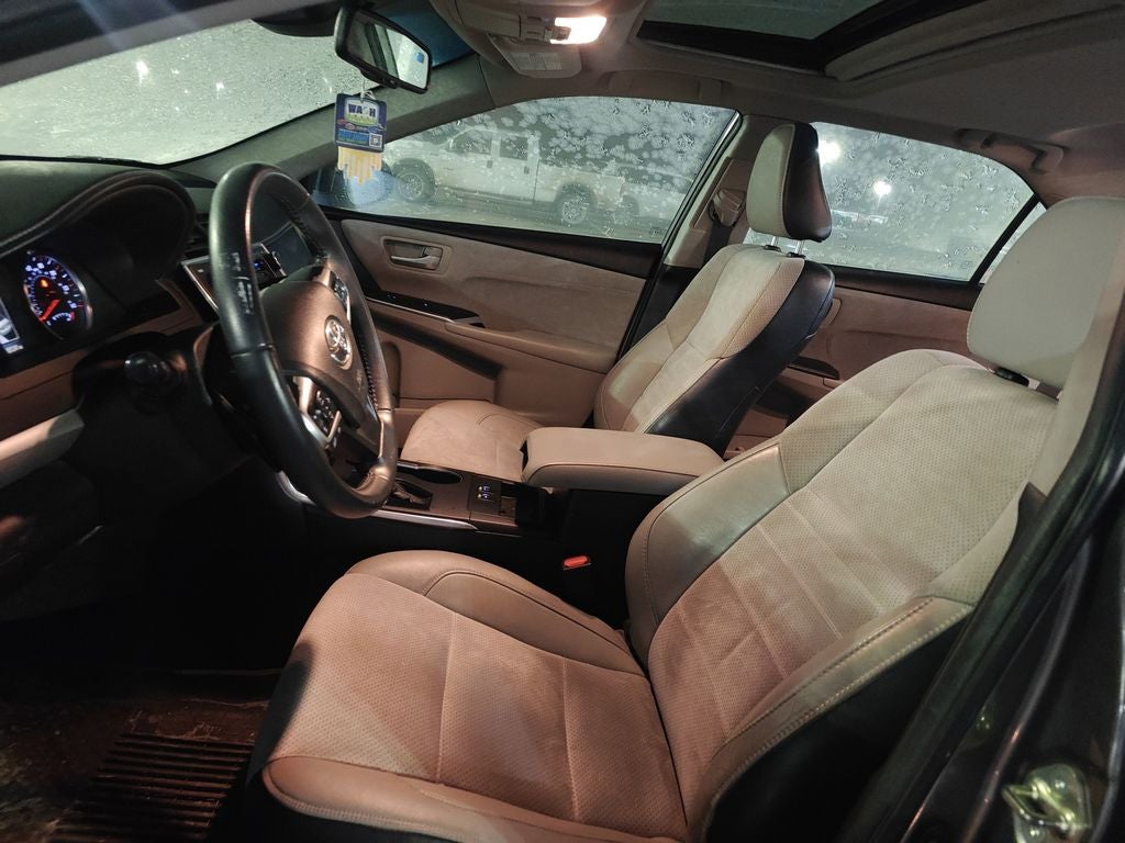 2016 Toyota Camry XSE