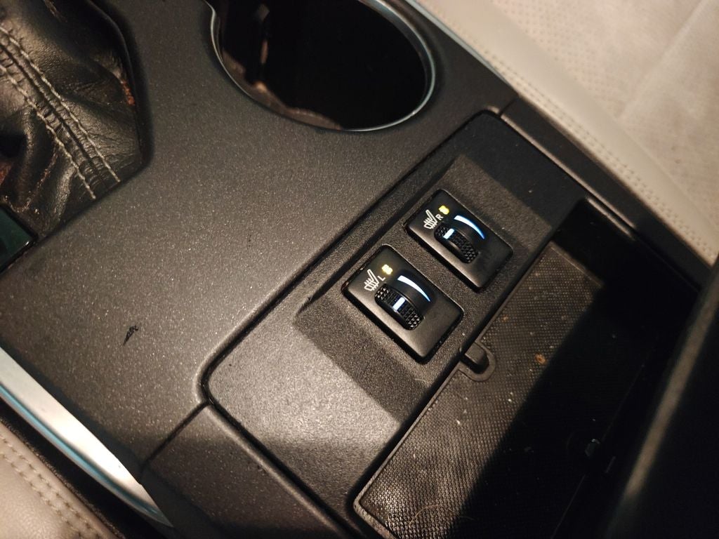 2016 Toyota Camry XSE