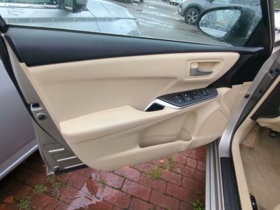 2017 Toyota Camry LE