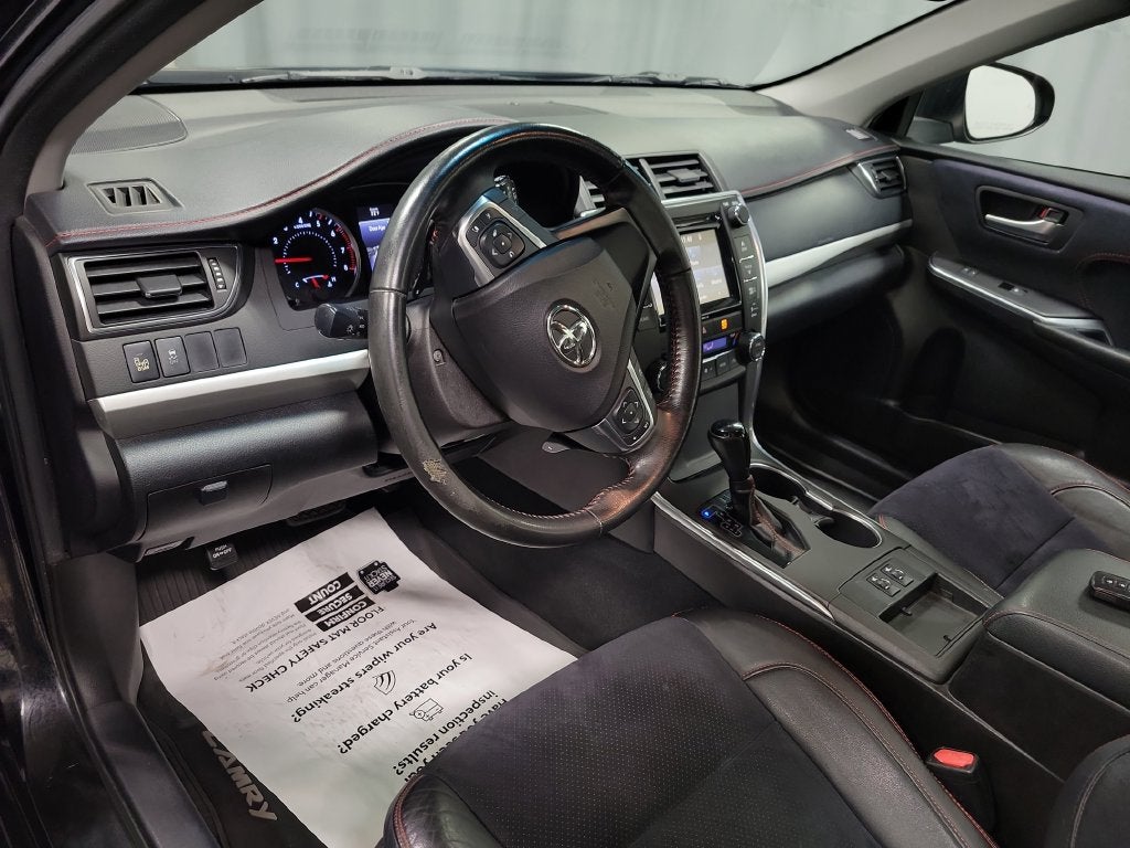 2016 Toyota Camry XSE