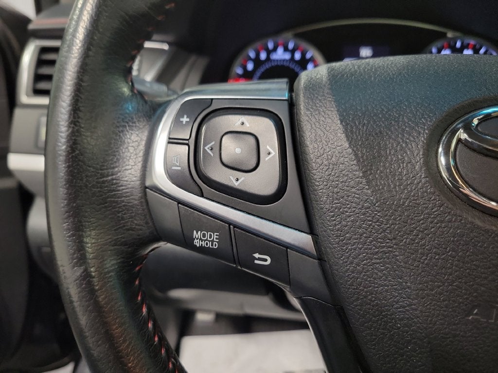 2016 Toyota Camry XSE