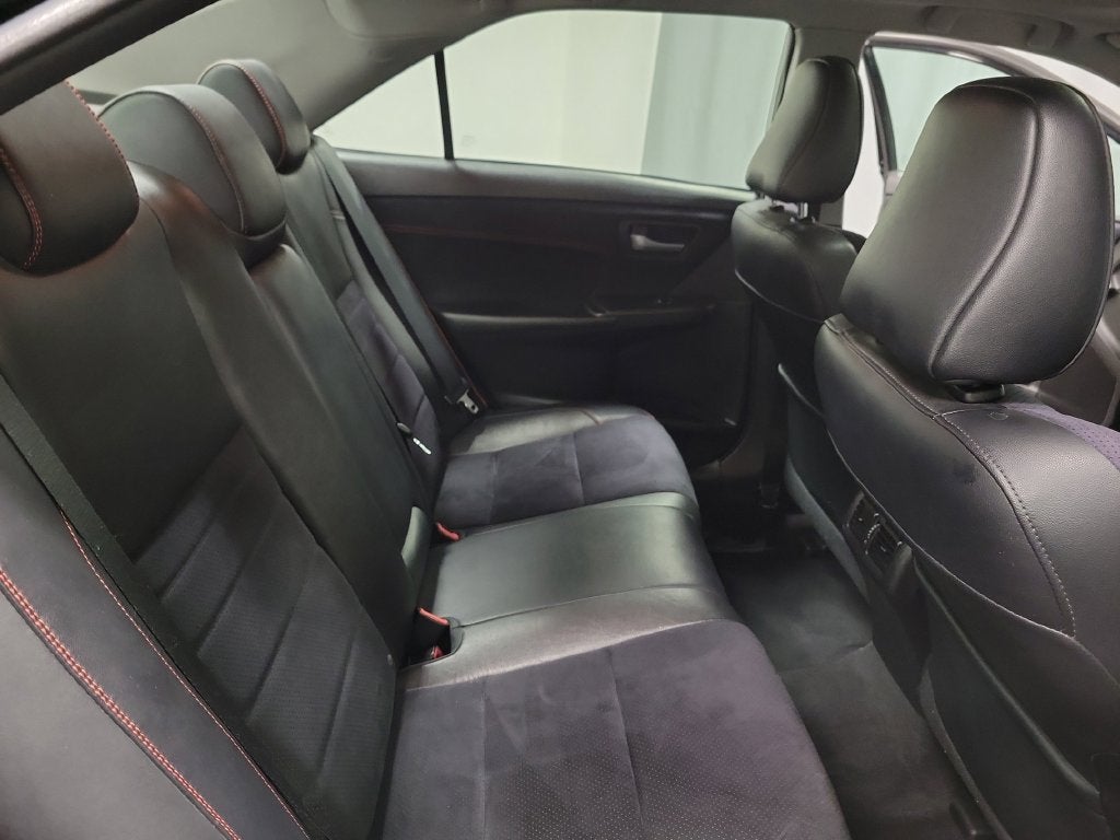 2016 Toyota Camry XSE