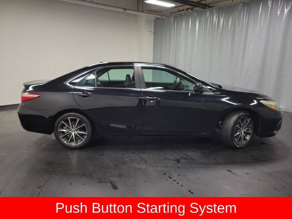 2016 Toyota Camry XSE
