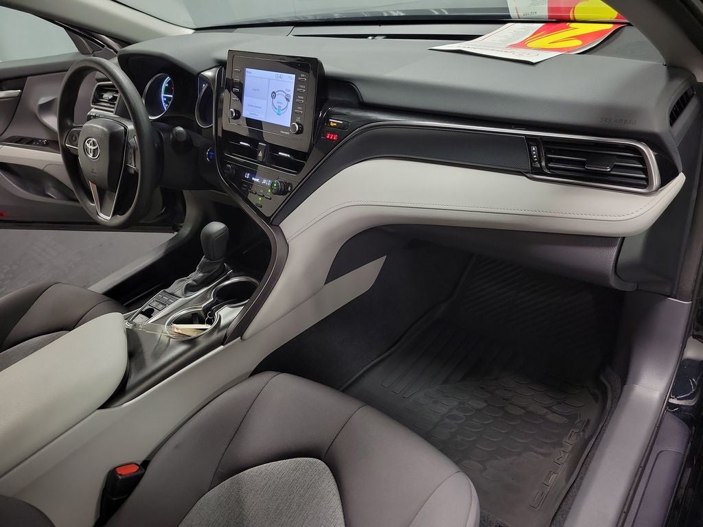 2024 Toyota Camry Hybrid LE