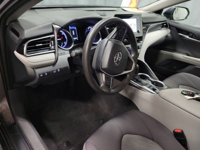 2022 Toyota Camry Hybrid LE