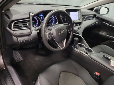 2022 Toyota Camry Hybrid LE