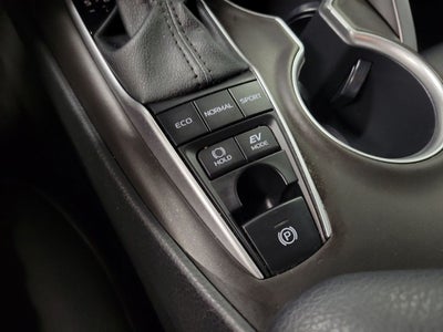 2022 Toyota Camry Hybrid LE