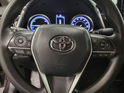 2022 Toyota Camry Hybrid LE