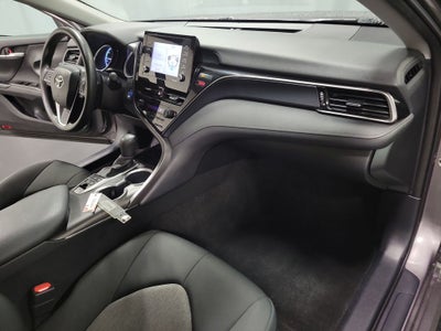 2022 Toyota Camry Hybrid LE