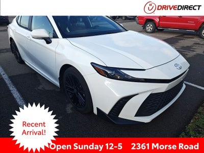 2025 Toyota Camry SE
