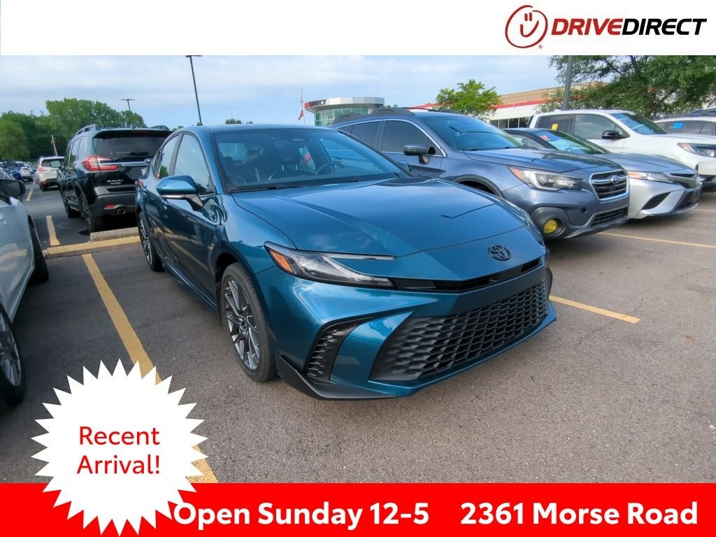 2025 Toyota Camry SE