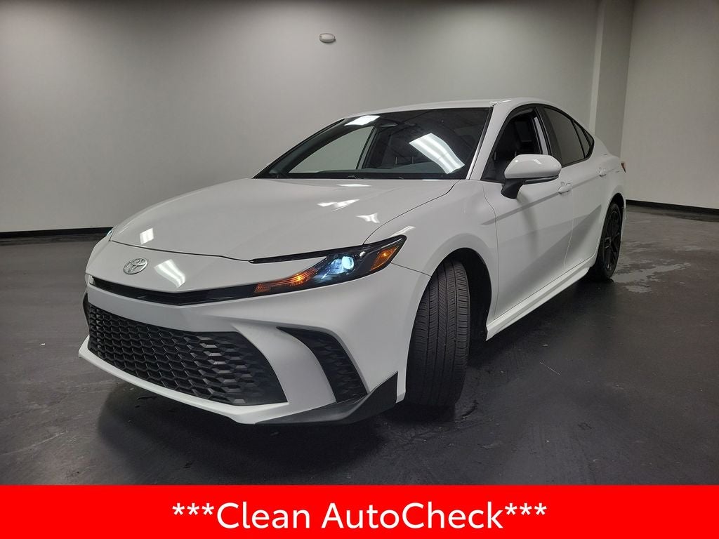 2025 Toyota Camry SE
