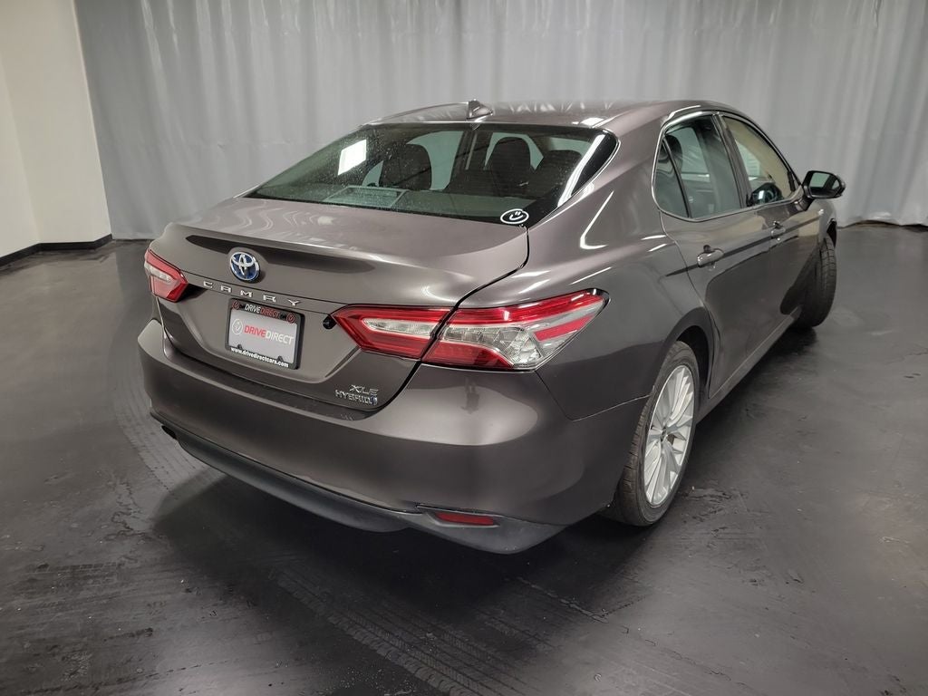 2020 Toyota Camry Hybrid XLE