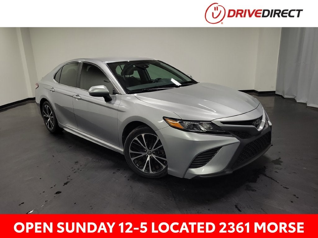 2020 Toyota Camry SE