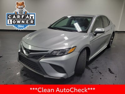 2020 Toyota Camry SE