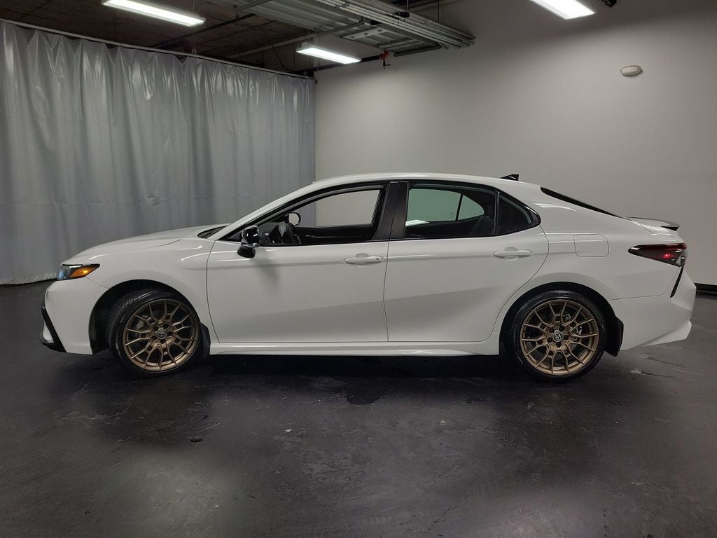 2024 Toyota Camry Hybrid SE