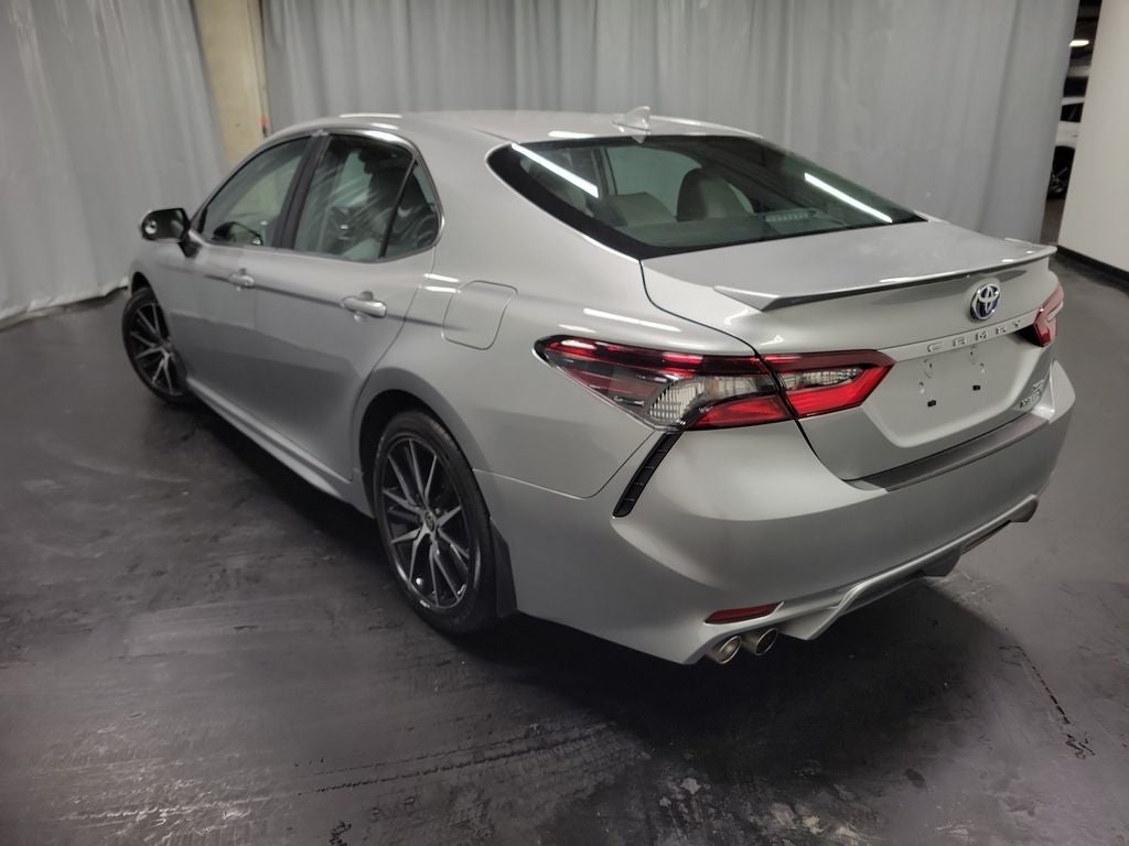 2024 Toyota Camry Hybrid SE