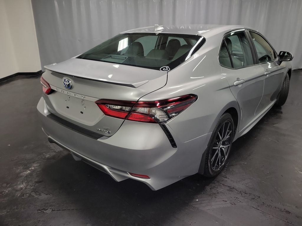 2024 Toyota Camry Hybrid SE