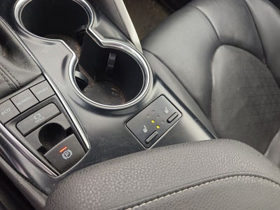 2020 Toyota Camry XSE