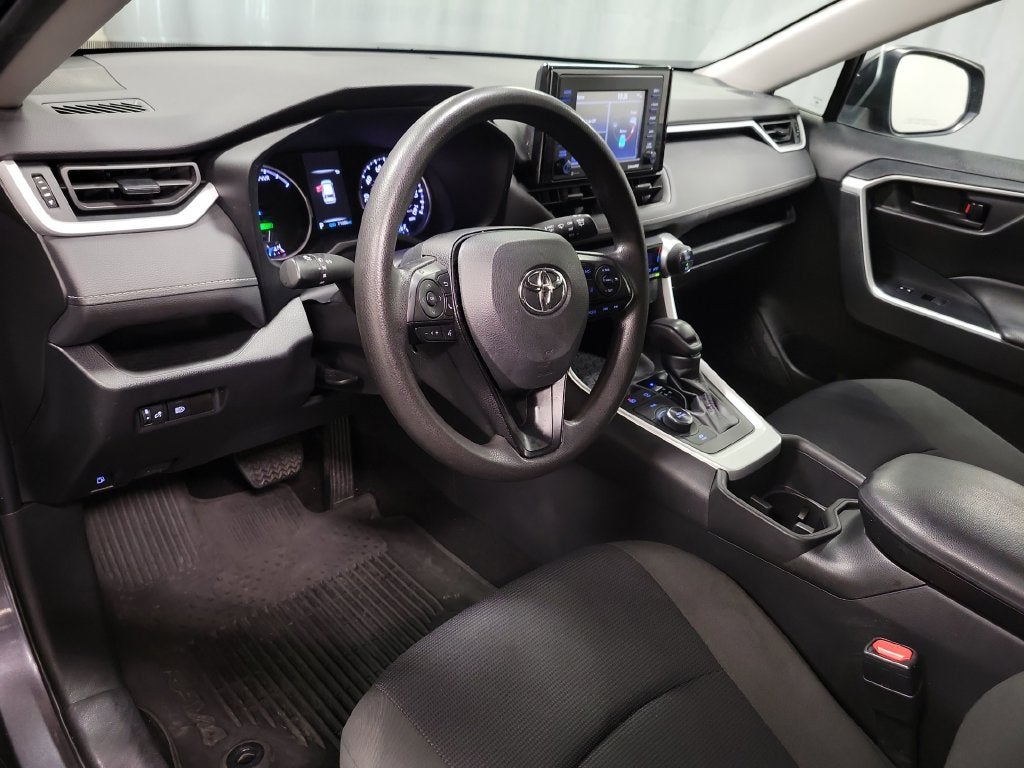 2022 Toyota RAV4 Hybrid LE