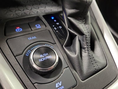 2022 Toyota RAV4 Hybrid LE