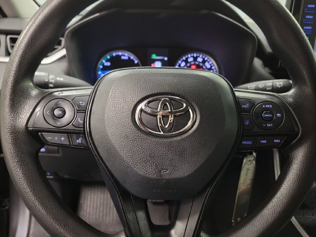 2022 Toyota RAV4 Hybrid LE