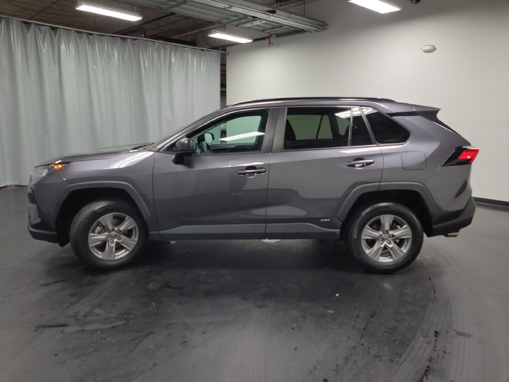 2022 Toyota RAV4 Hybrid LE