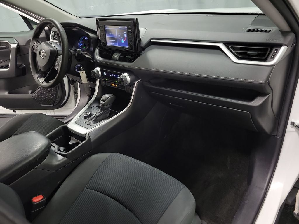 2021 Toyota RAV4 Hybrid LE