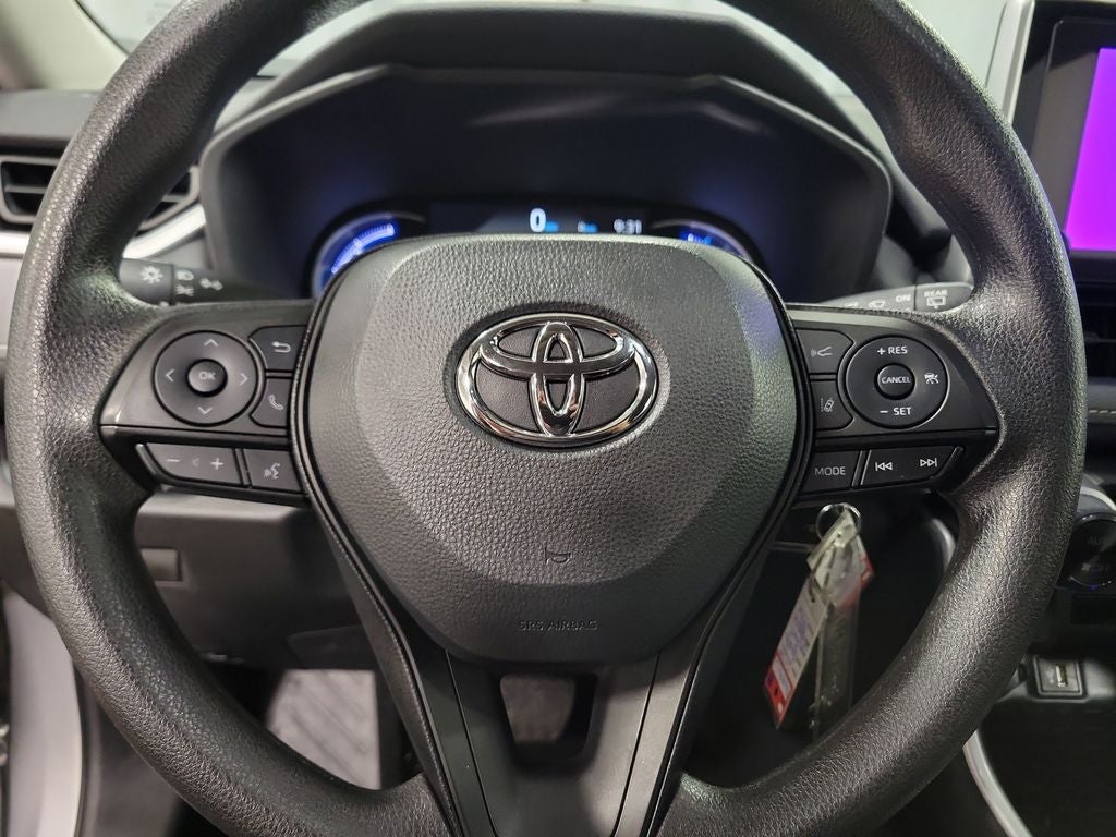 2025 Toyota RAV4 Hybrid LE