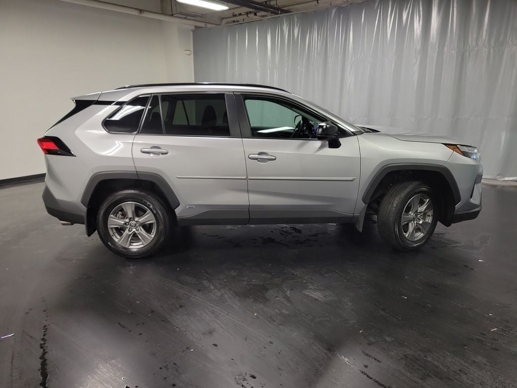 2025 Toyota RAV4 Hybrid LE