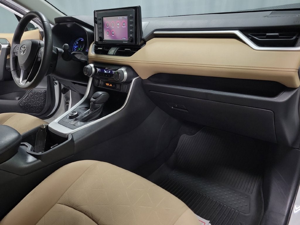 2022 Toyota RAV4 Hybrid XLE