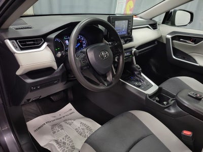 2021 Toyota RAV4 Hybrid XLE