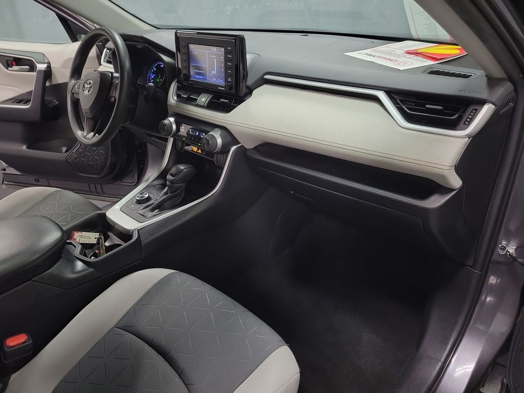 2021 Toyota RAV4 Hybrid XLE