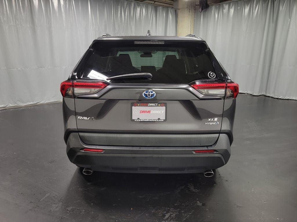 2021 Toyota RAV4 Hybrid XLE
