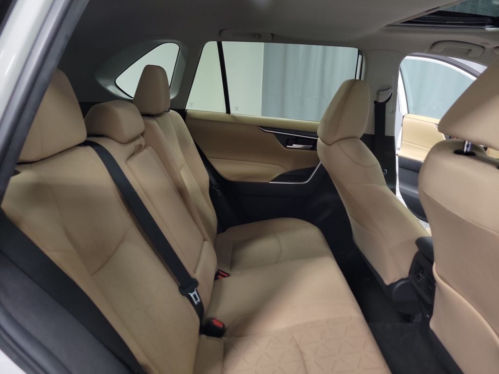 2023 Toyota RAV4 Hybrid XLE
