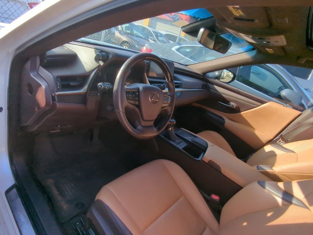 2021 Lexus ES 250