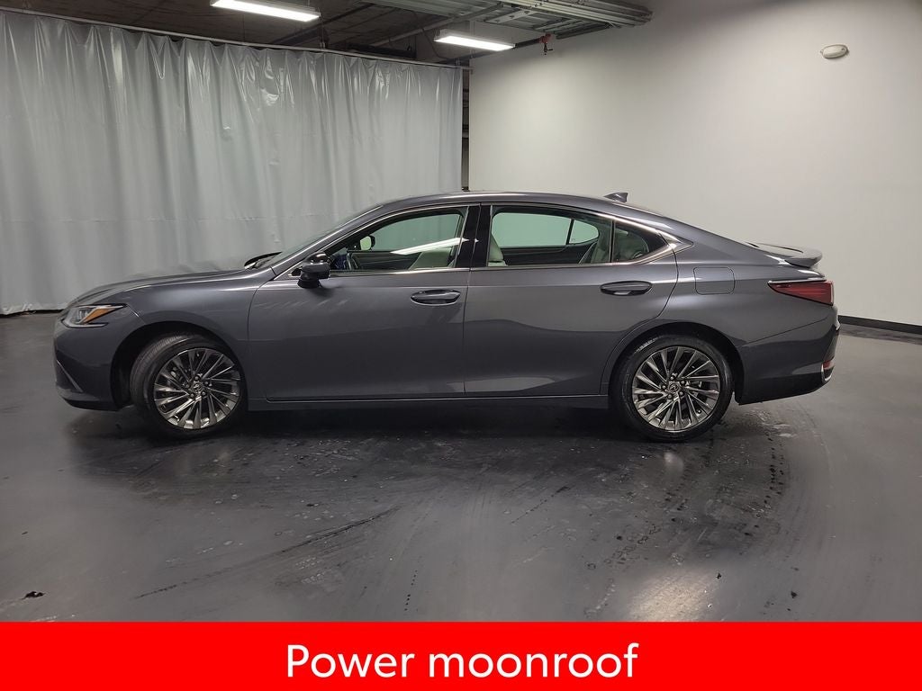 2024 Lexus ES 300h Luxury