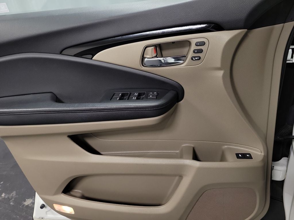 2021 Honda Pilot Touring 7 Passenger